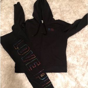 💥vs pink rhtf size large rainbow 🌈 set !❌no offers or reduced shipping